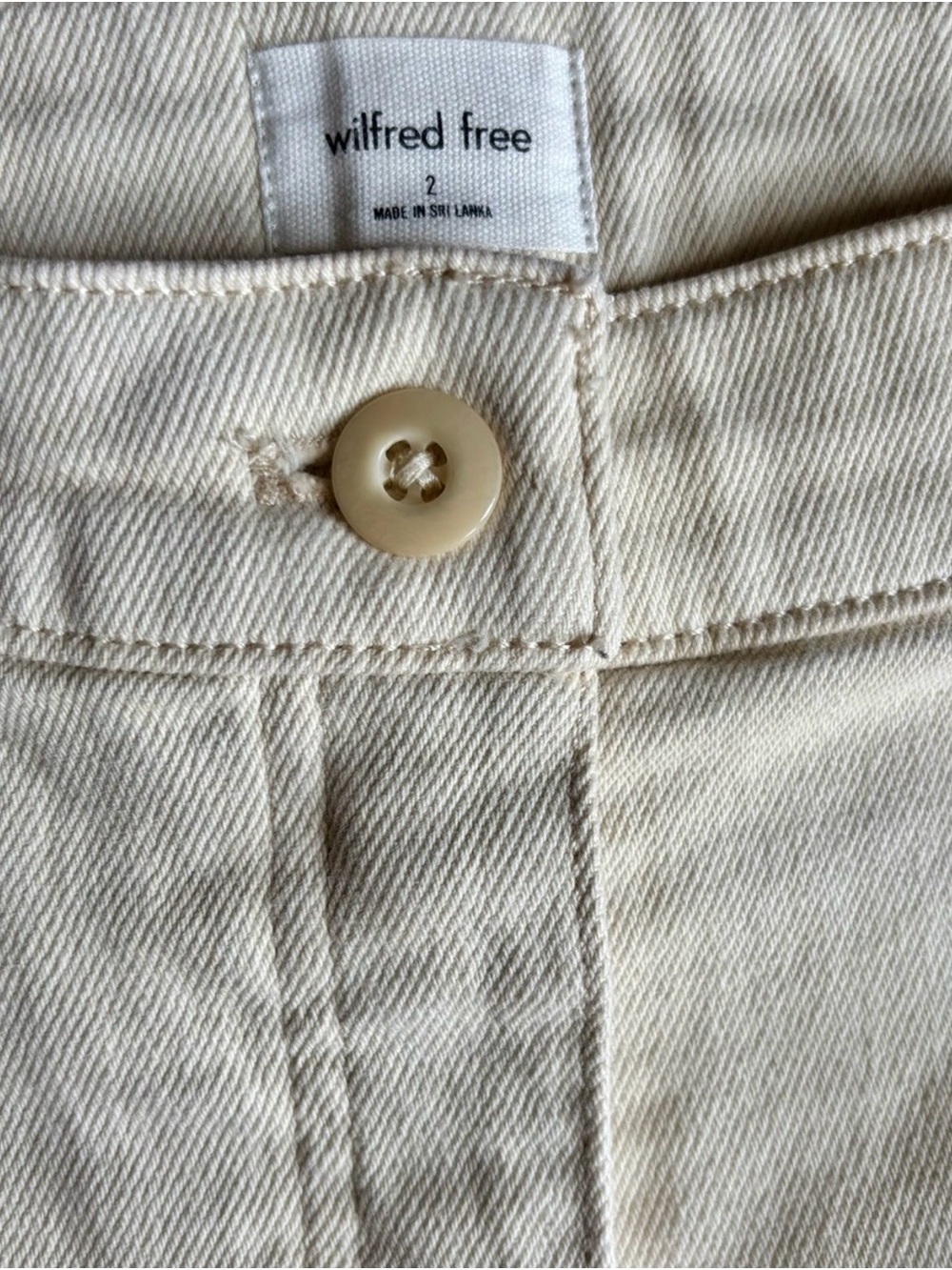 Aritzia Wilfred Free Straight Leg Pants in Cream